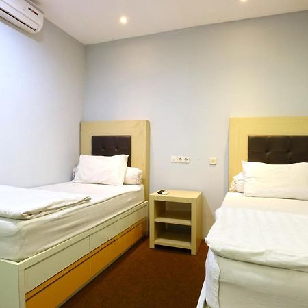 Oranje Gasthuis Otel Surabaya Dış mekan fotoğraf