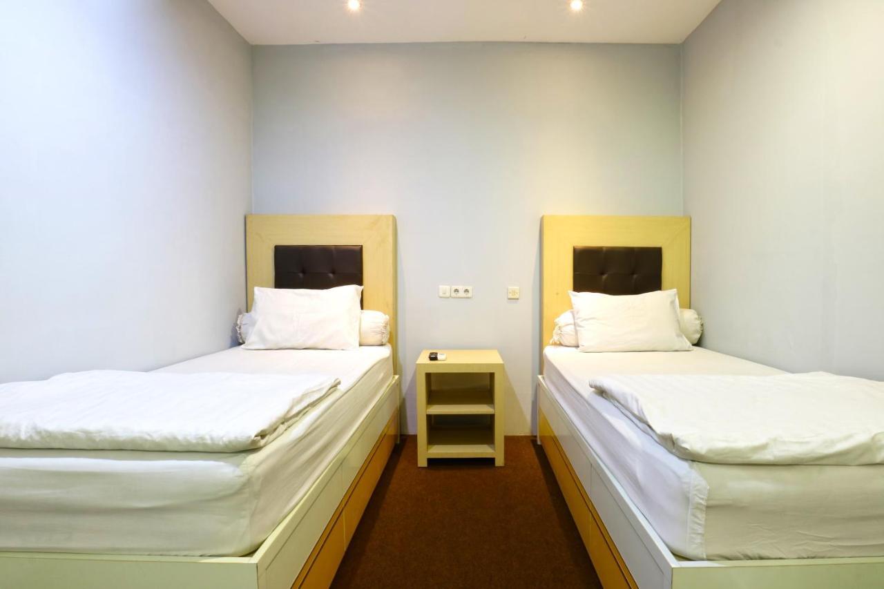 Oranje Gasthuis Otel Surabaya Dış mekan fotoğraf