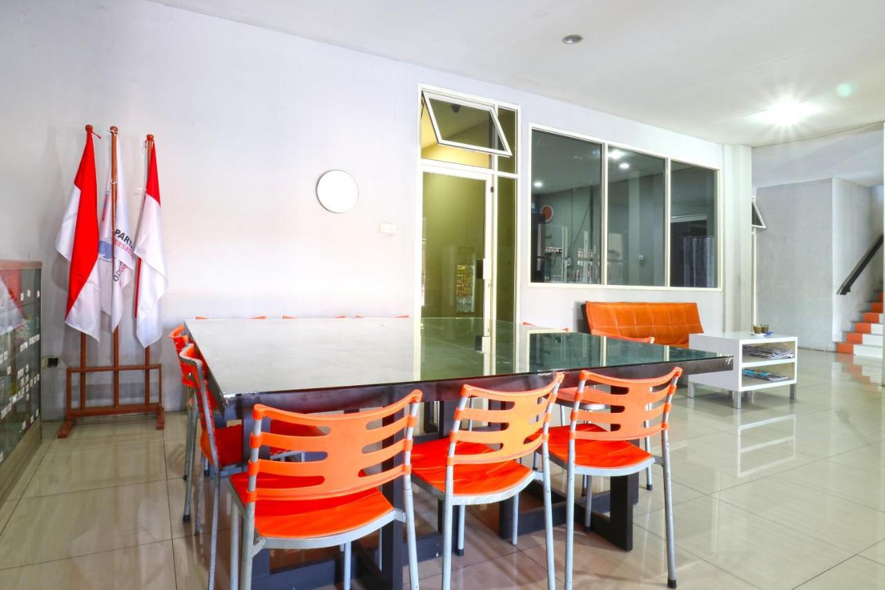Oranje Gasthuis Otel Surabaya Dış mekan fotoğraf