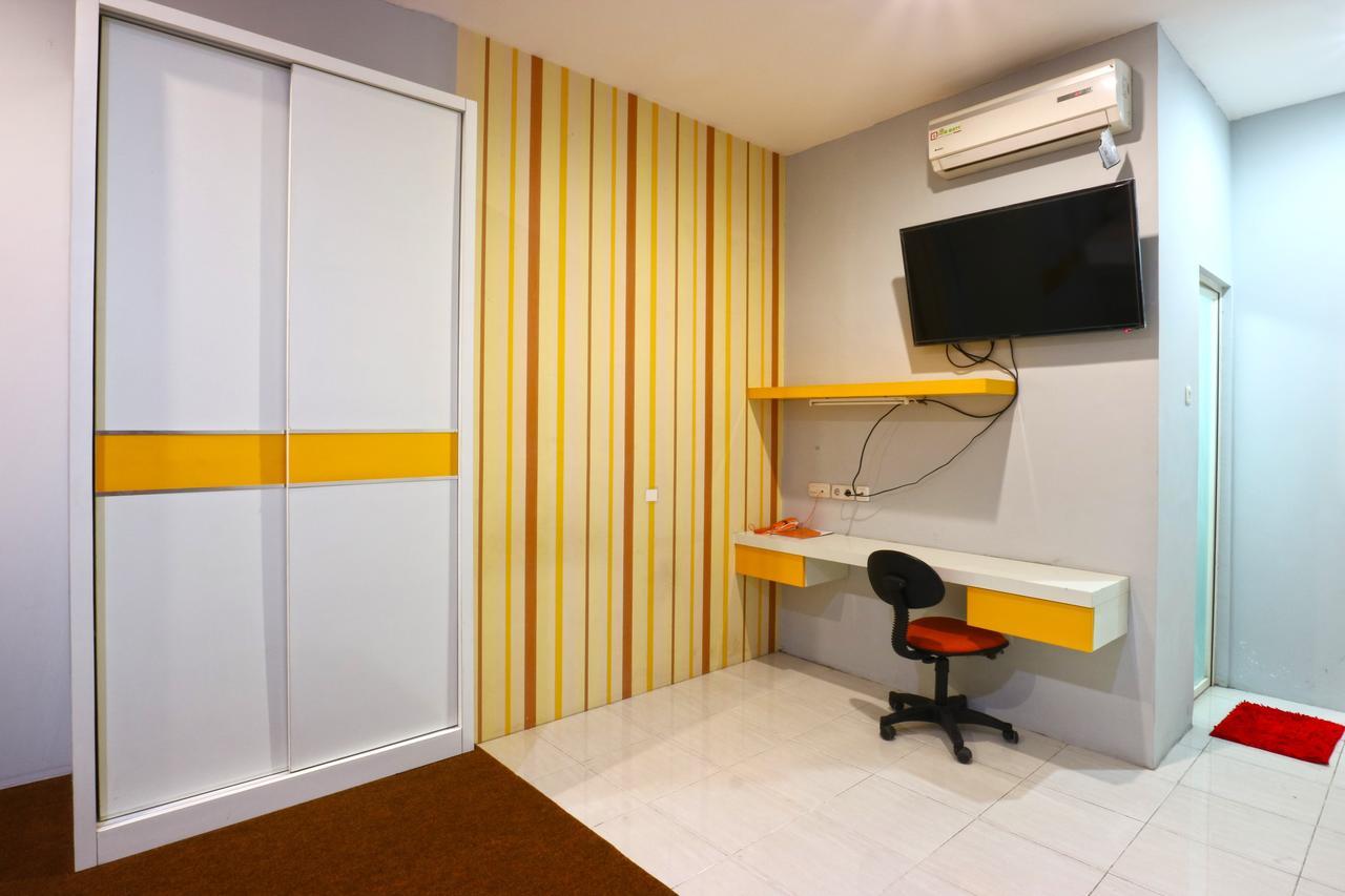 Oranje Gasthuis Otel Surabaya Dış mekan fotoğraf